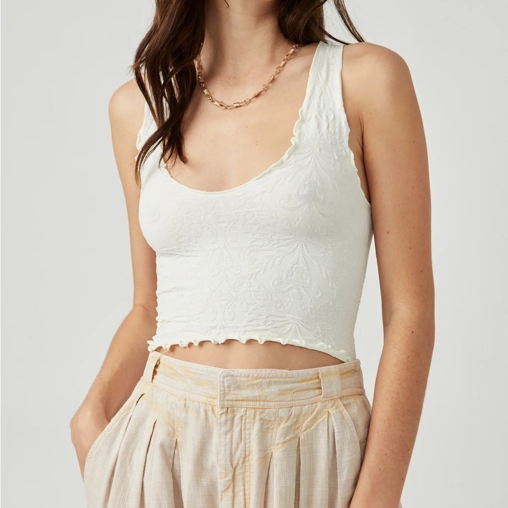 Free People Intimately Here For You Seamless Lettuce Trimmed Cropped Cami XS/S